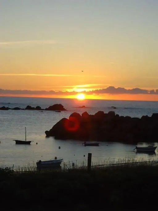 Holiday home Kerletty, La Mer, Les Embruns, A 250 M Des Plages Plouguerneau